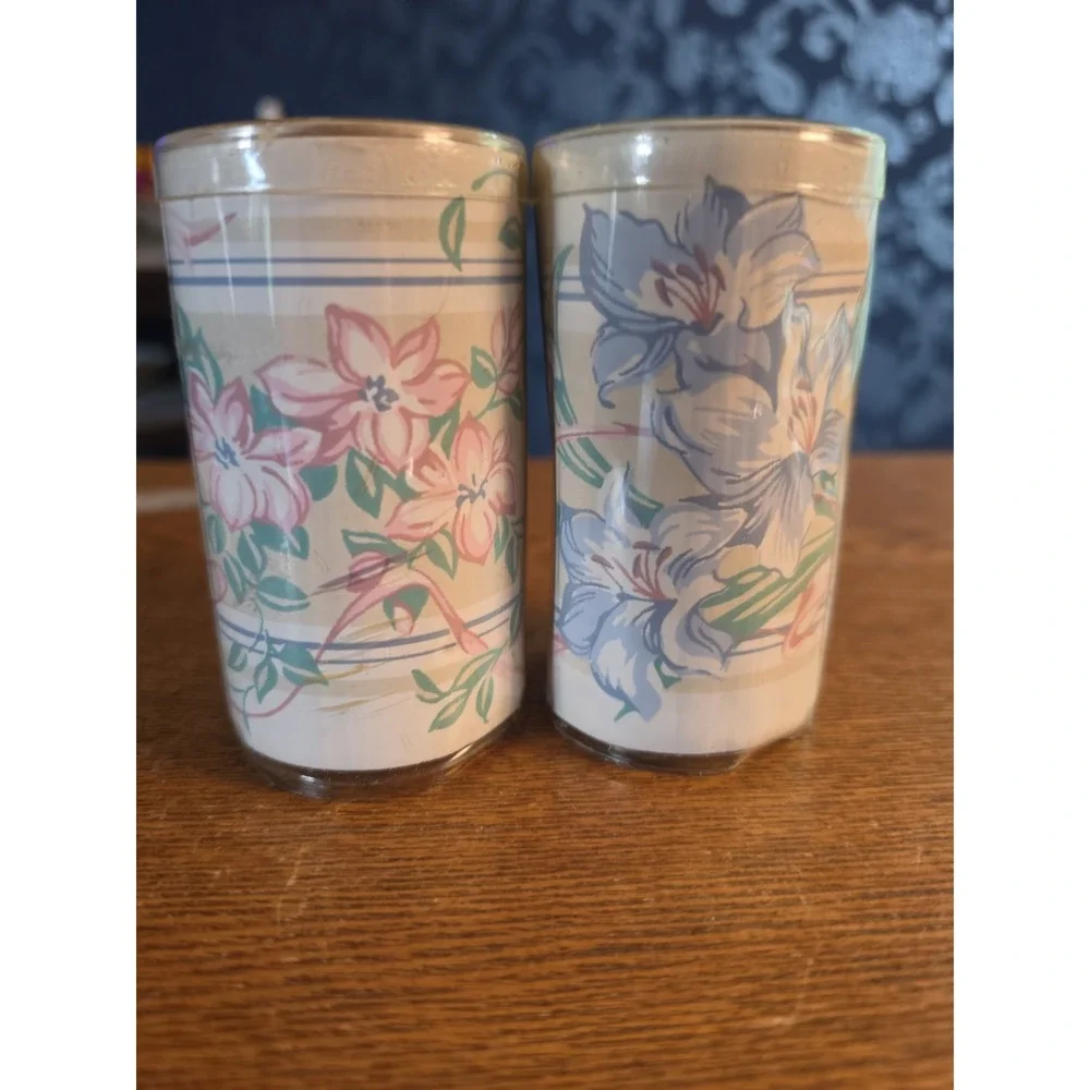 Lot of 2 Enhance Designer Wall Paper Border 15ft Prepasted Vintage Ribbon 444-01